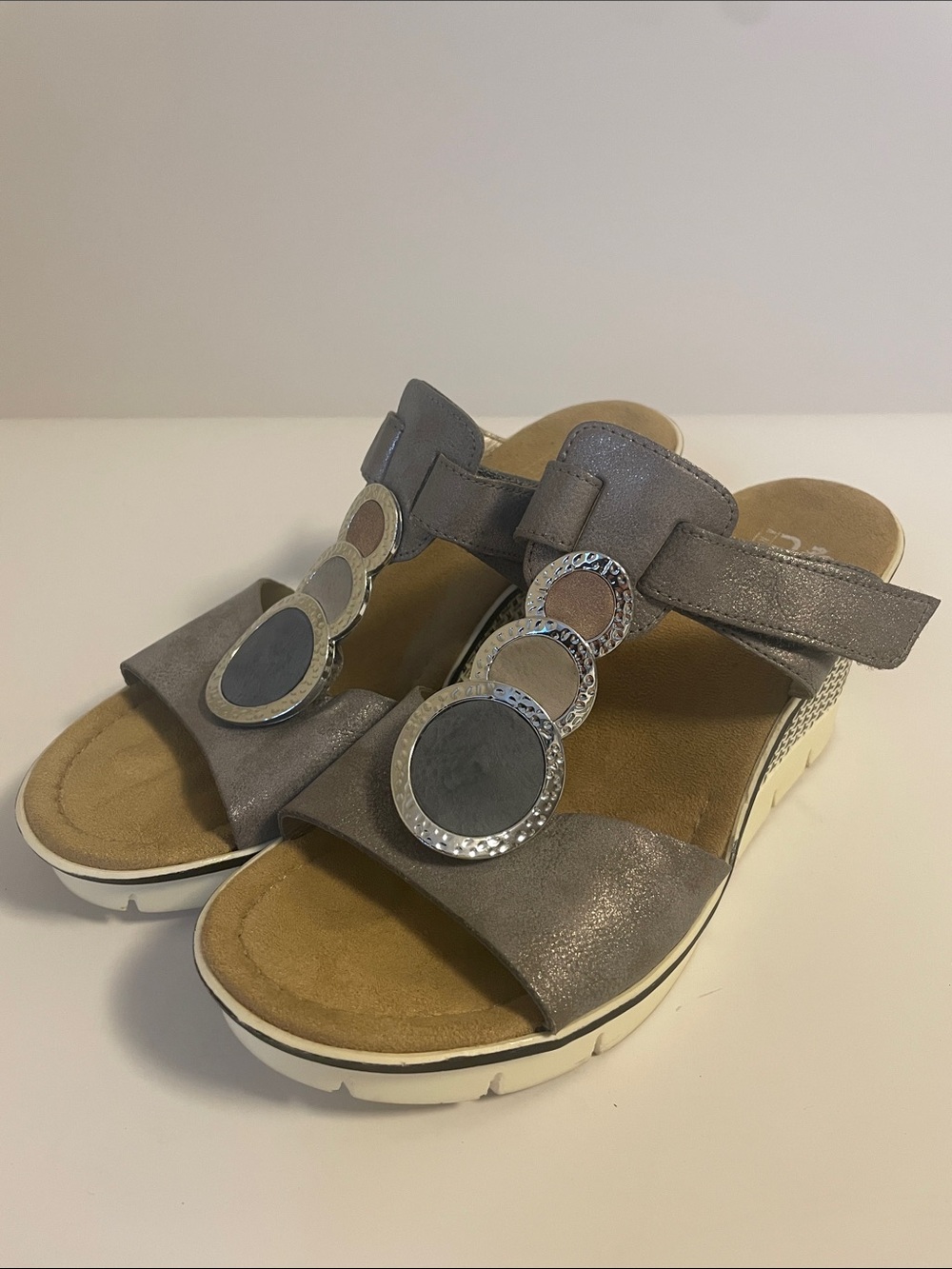 Rieker Antistress Sandals EU 40 US 9 Gray Metallic Comfort Adjustable Straps